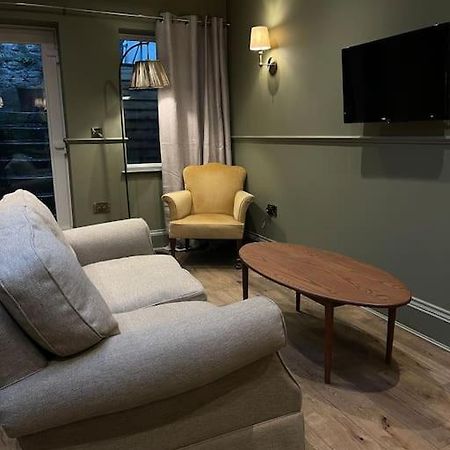 Peaceful Apartment In The Heart Of Frome Dış mekan fotoğraf