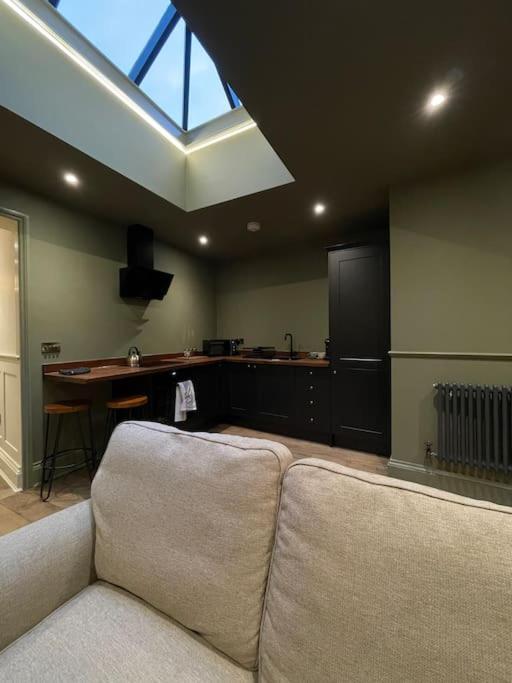 Peaceful Apartment In The Heart Of Frome Dış mekan fotoğraf